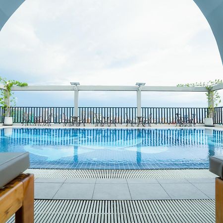 The Onra Hotel Phnom Penh Bagian luar foto