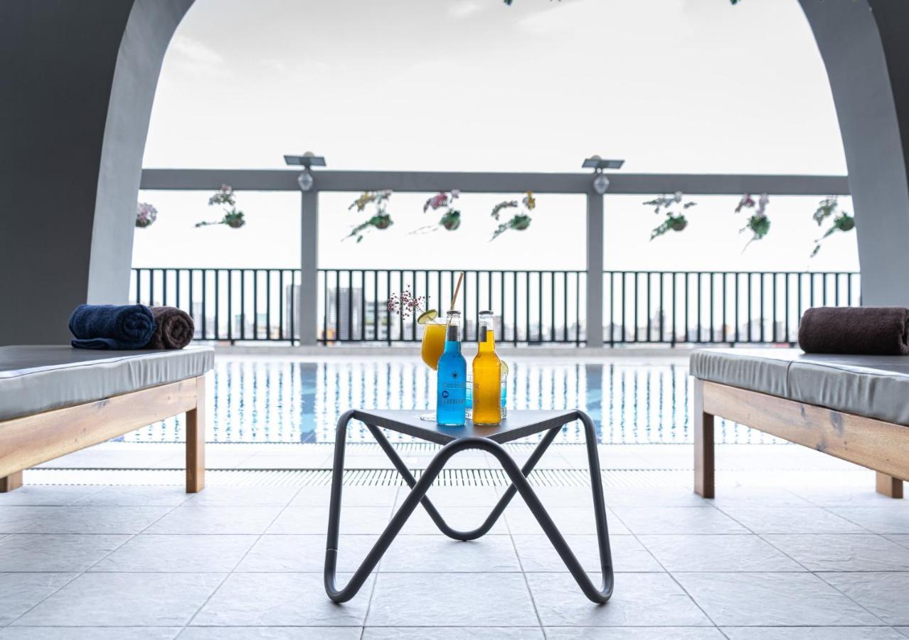 The Onra Hotel Phnom Penh Bagian luar foto