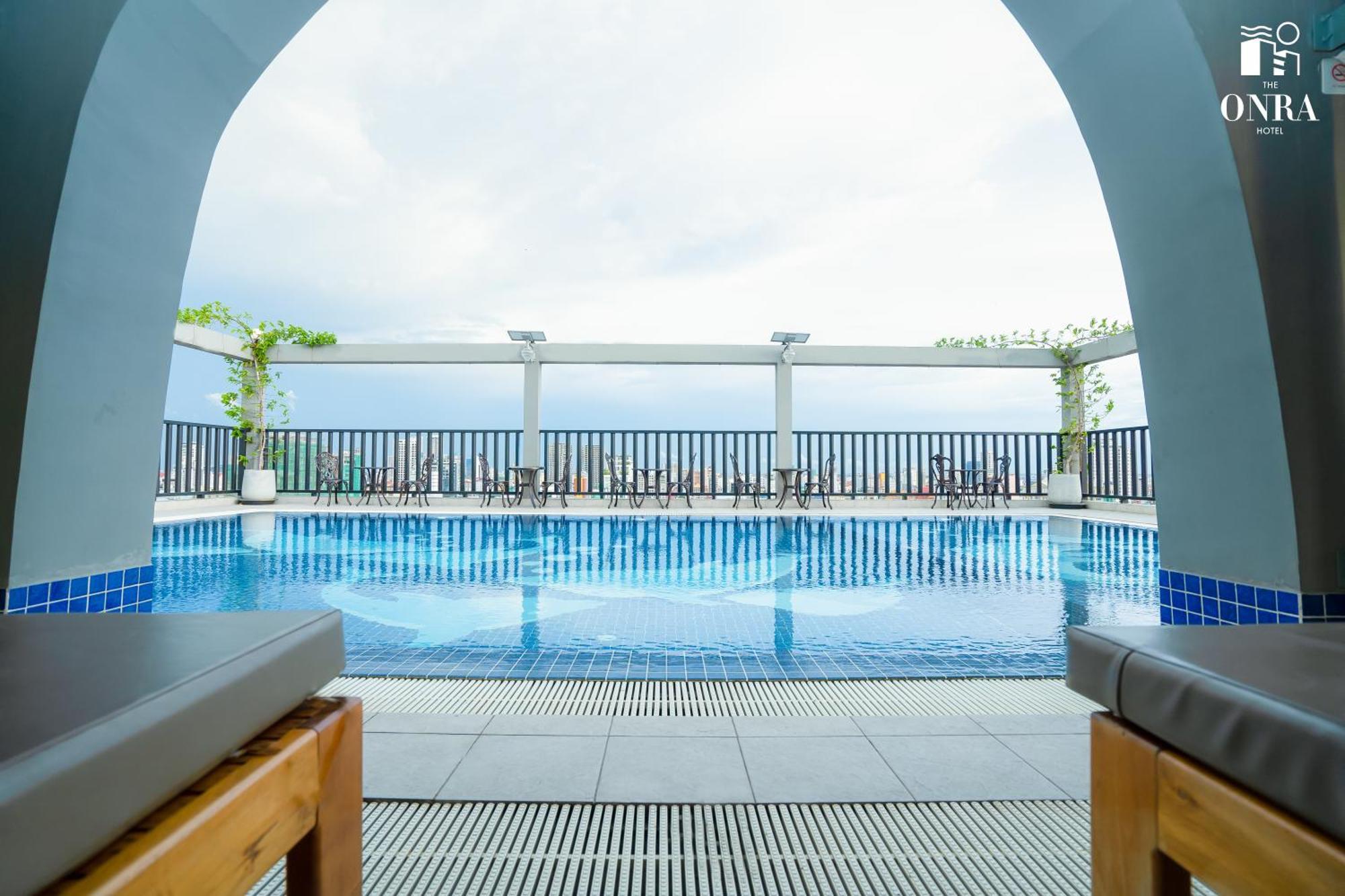 The Onra Hotel Phnom Penh Bagian luar foto